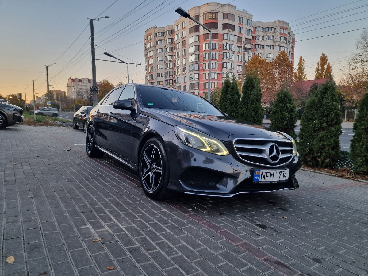 Mercedes E-Class foto 0