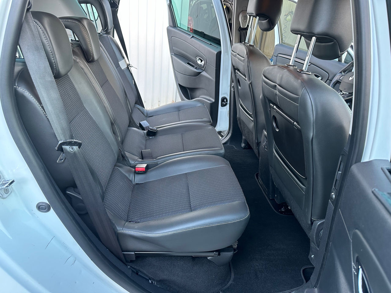 Renault Scenic foto 15