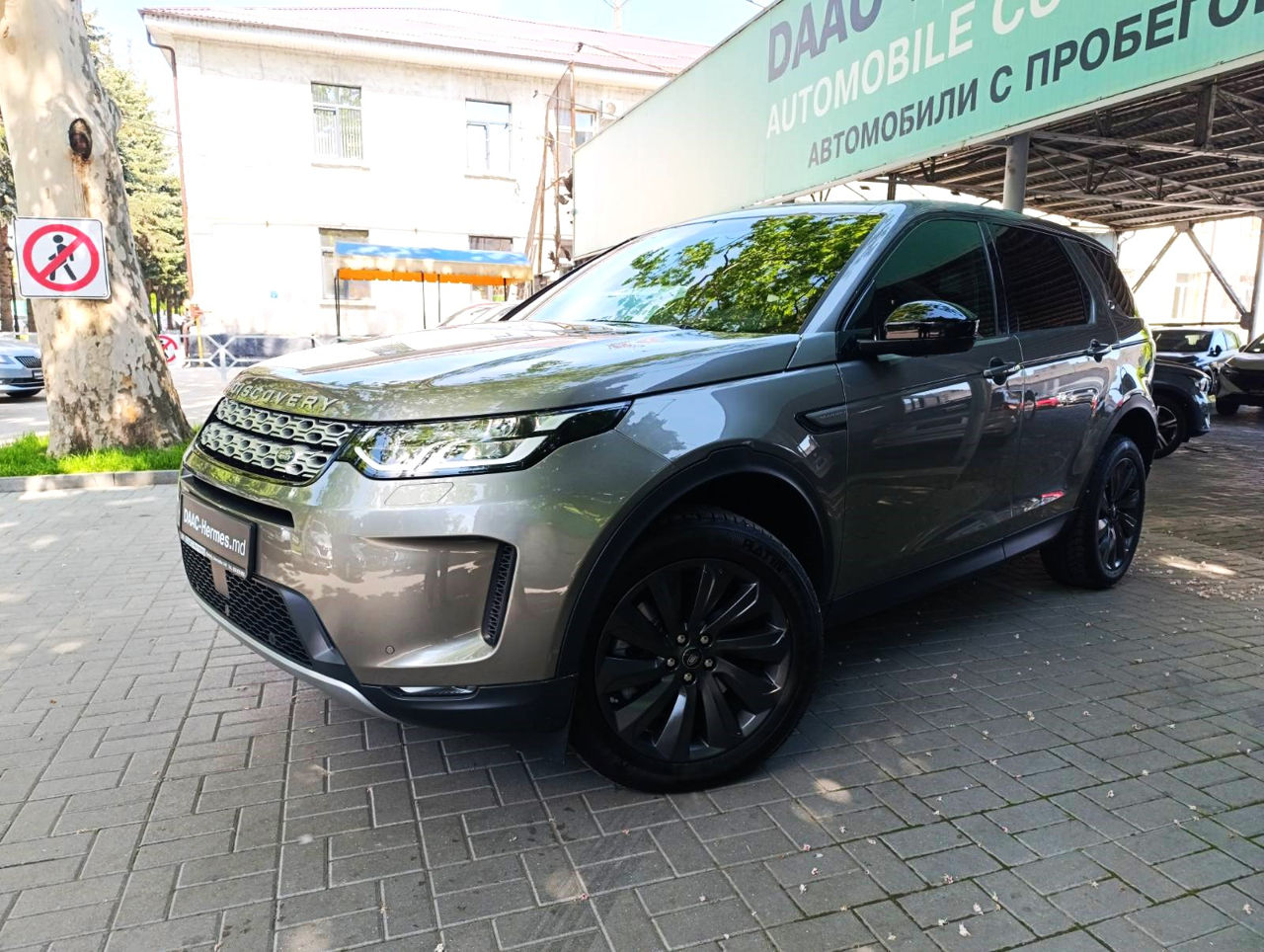 Land Rover Discovery Sport фото 0
