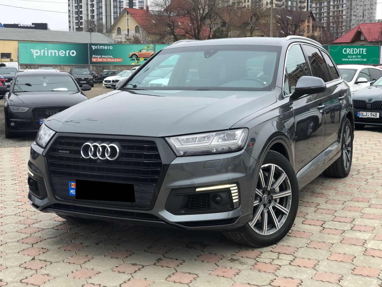 Audi Q7 e-tron foto 0