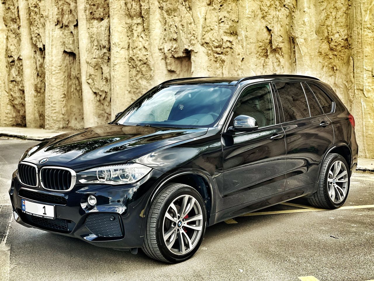 Bmw x5 21 год