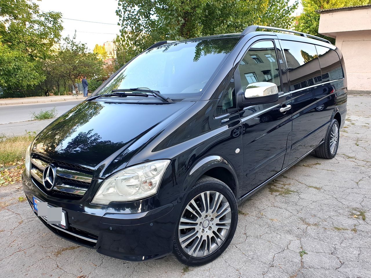 Credite, imprumuturi cu gaj imobil, casa, apartament, pamint, masini  de la 1 % pe luna Lombard auto фото 0