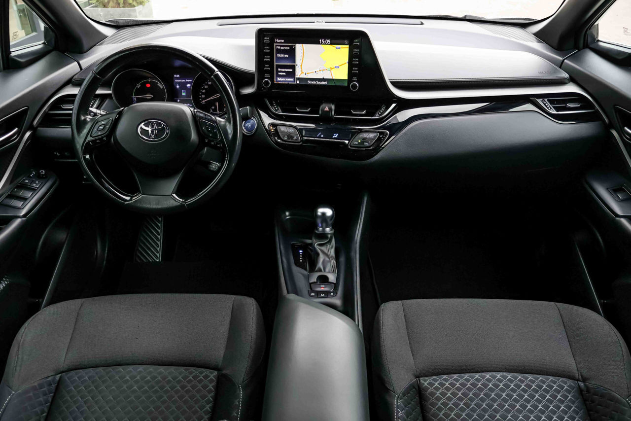 Toyota C-HR foto 6