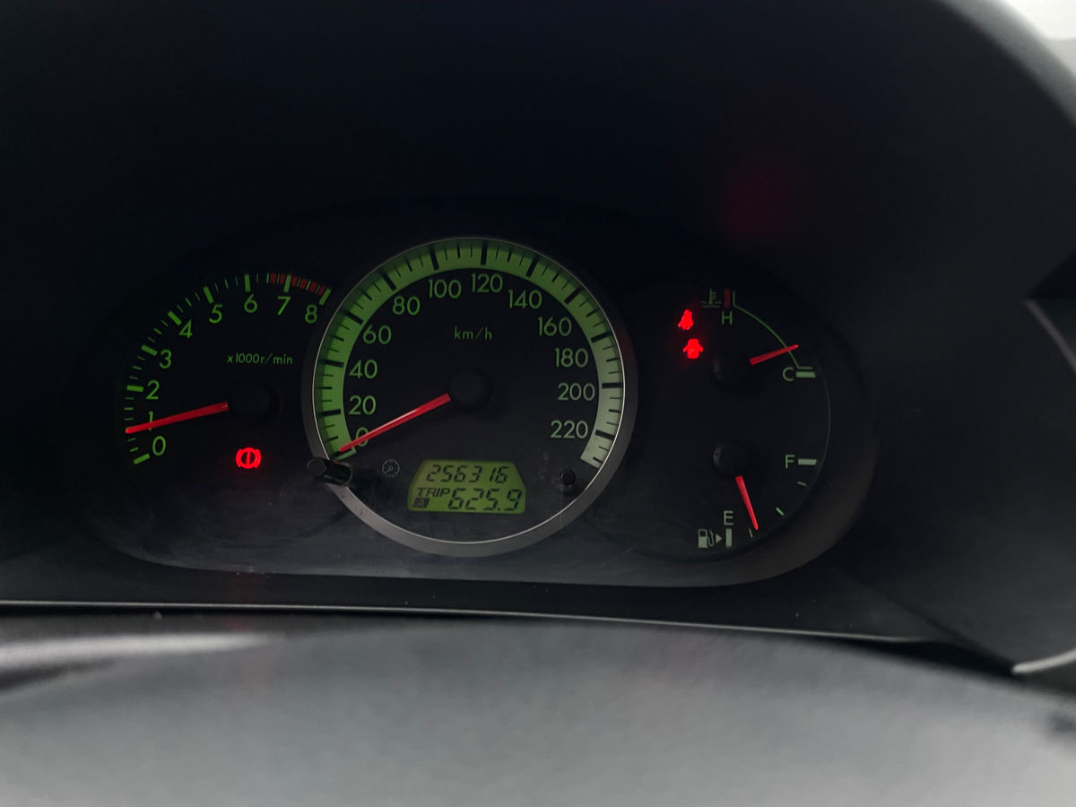 Mazda 5 фото 11