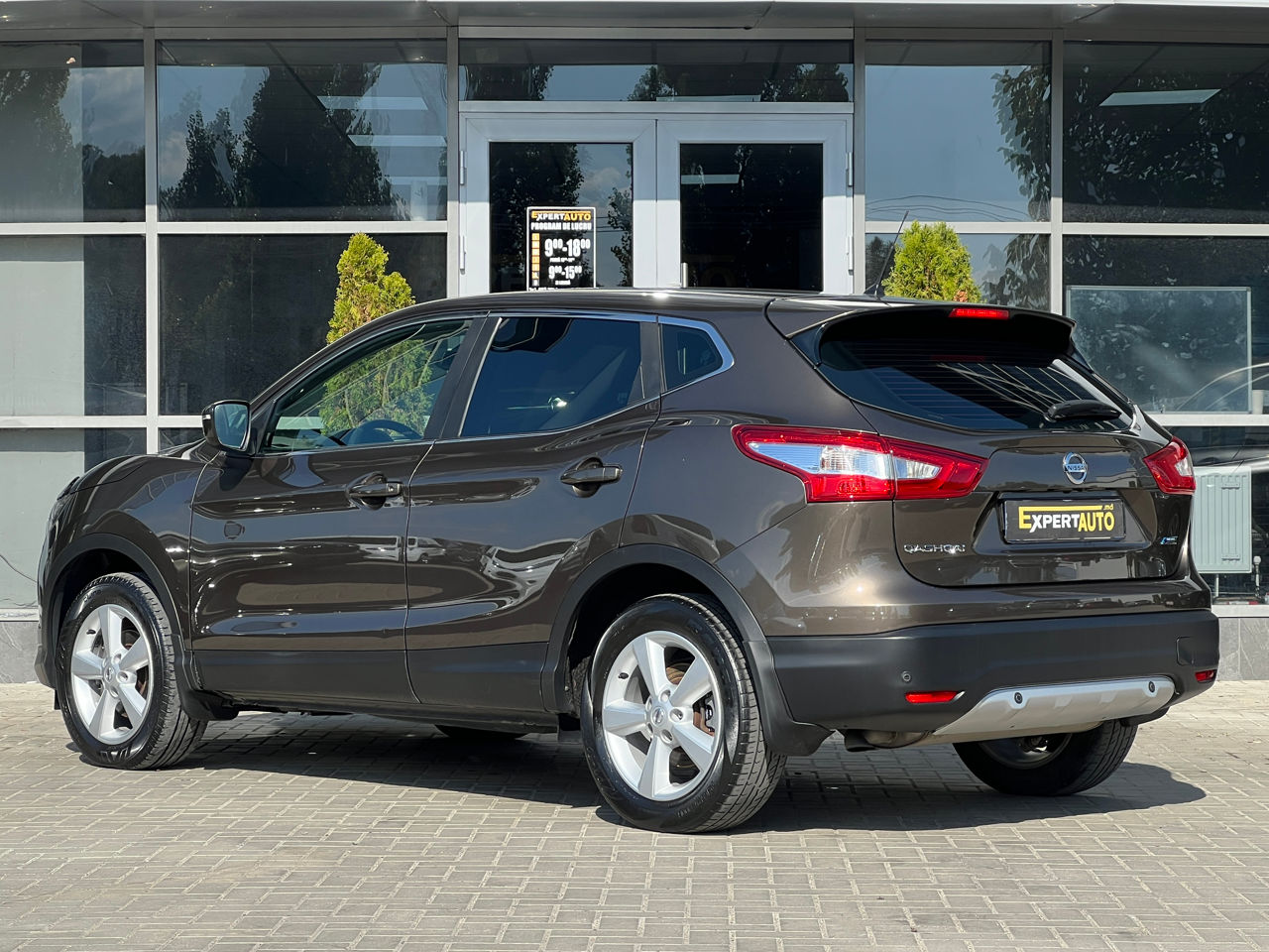 Nissan Qashqai — fotografia 4