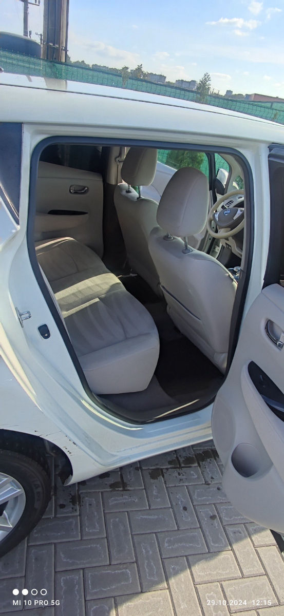 Nissan Leaf foto 17