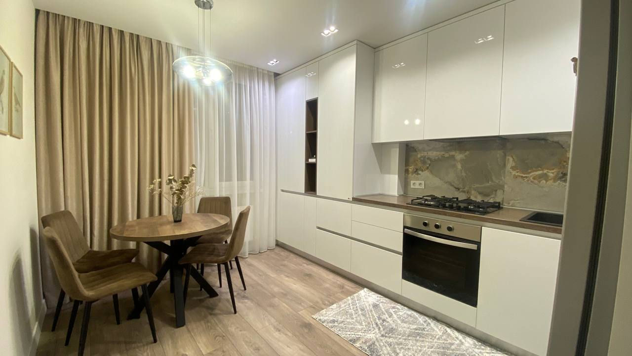 Apartament cu 1 cameră, 42 m², Centru, Chișinău foto 0