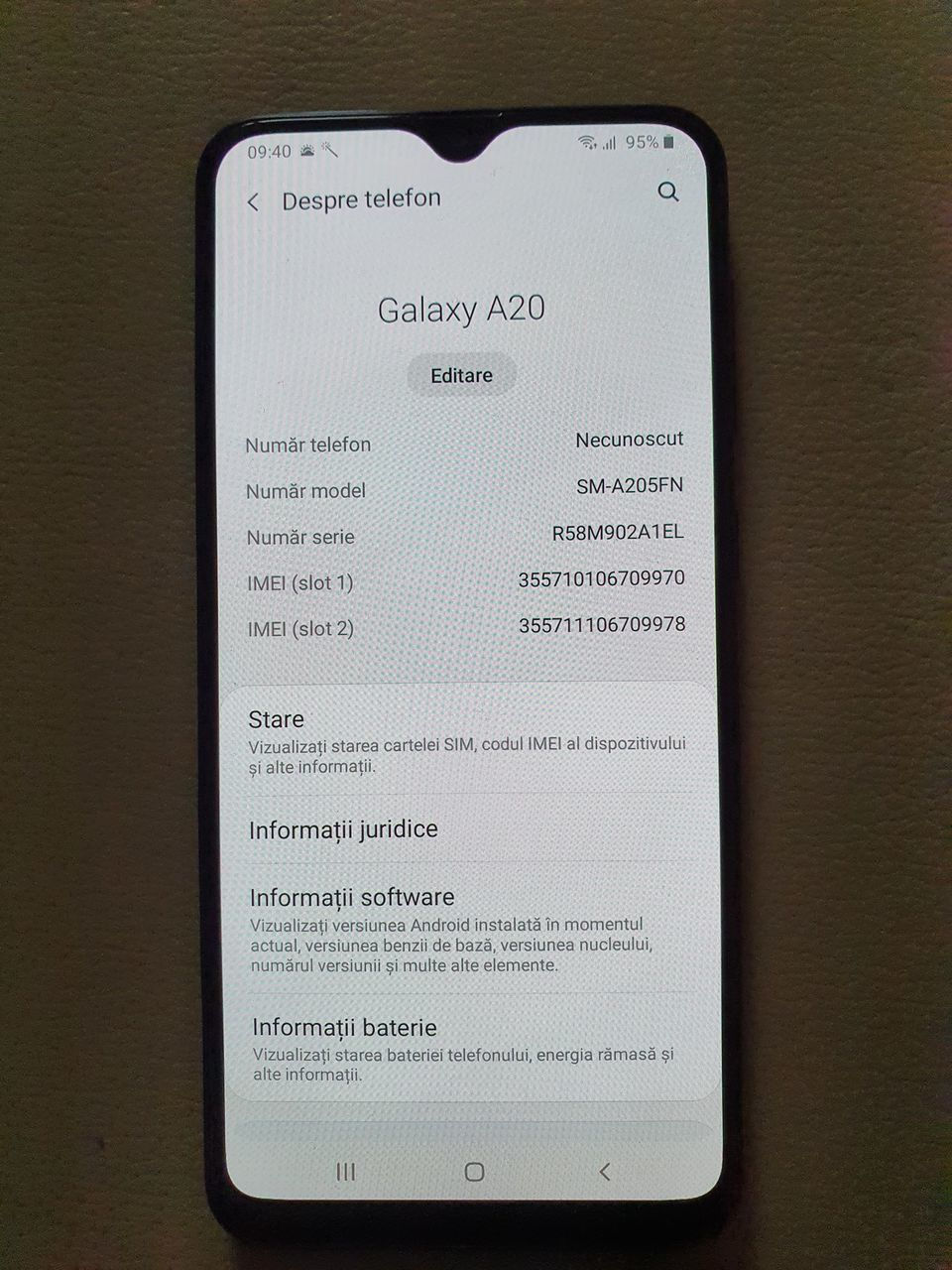 Samsung Galaxy A20 in cutie foto 5