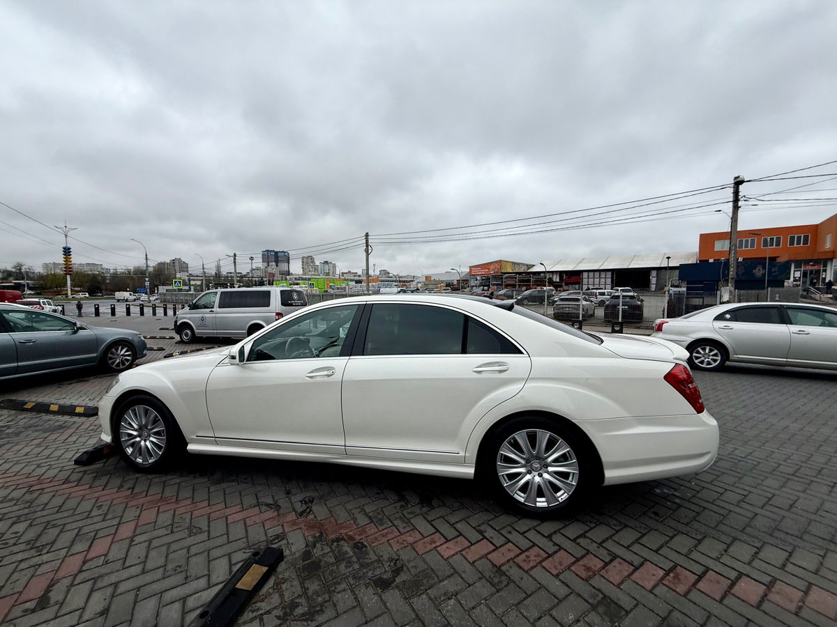 Mercedes S-Class foto 4
