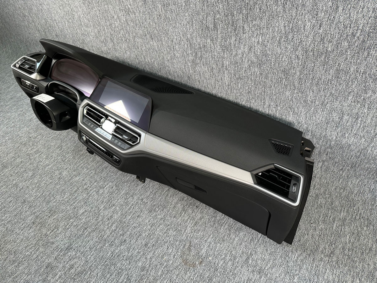 Plansa bord BMW G20 G21 G22 G23 G26 G80 G81 G82  foto 4