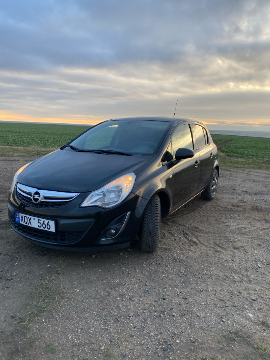 Opel Corsa фото 2