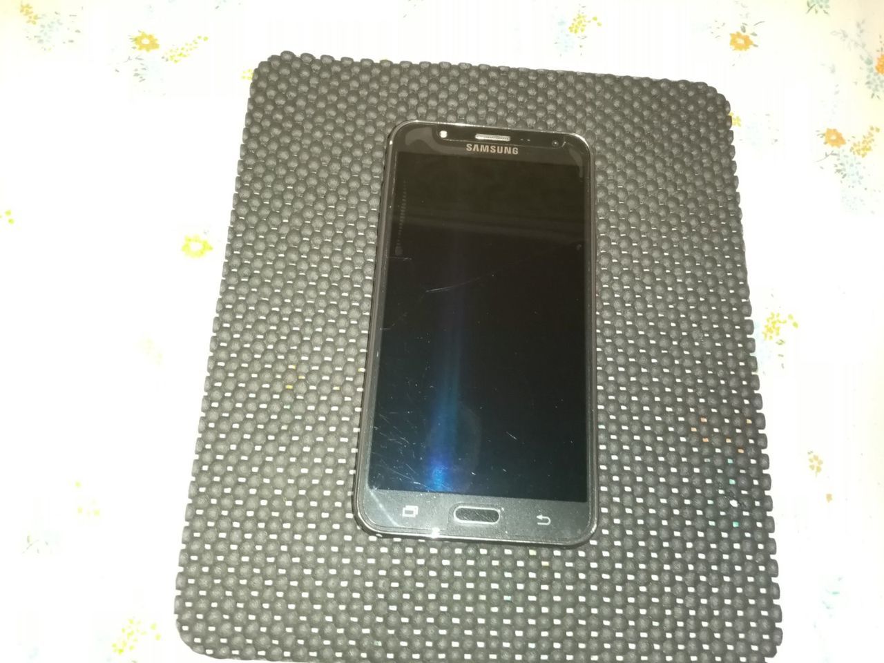 Samsung Galaxy J7