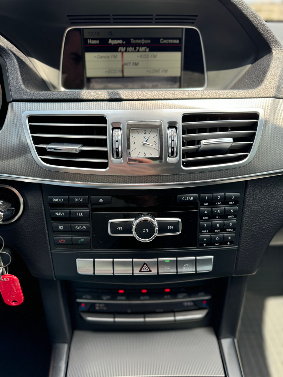 Mercedes E-Class foto 10