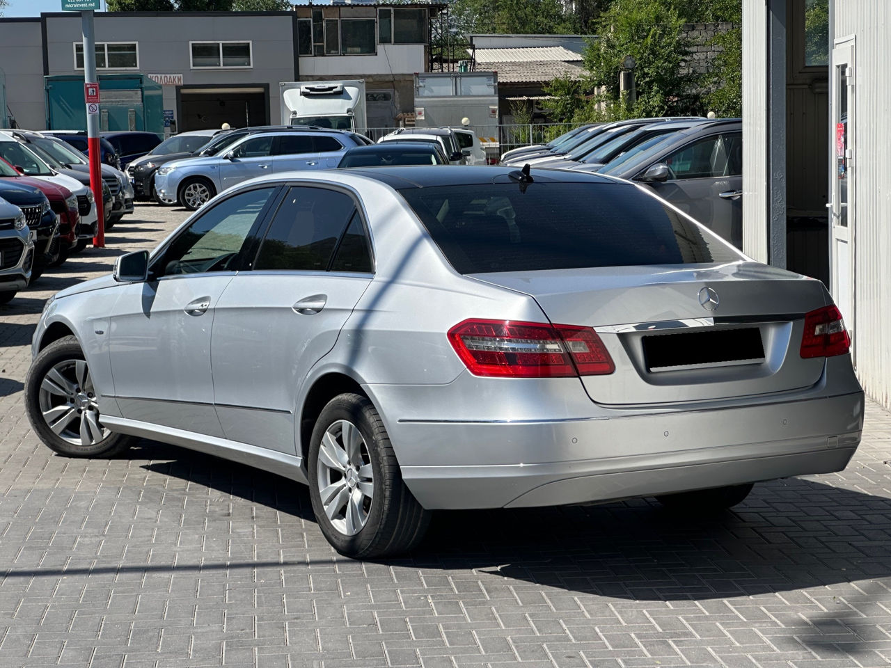 Mercedes E-Class foto 3