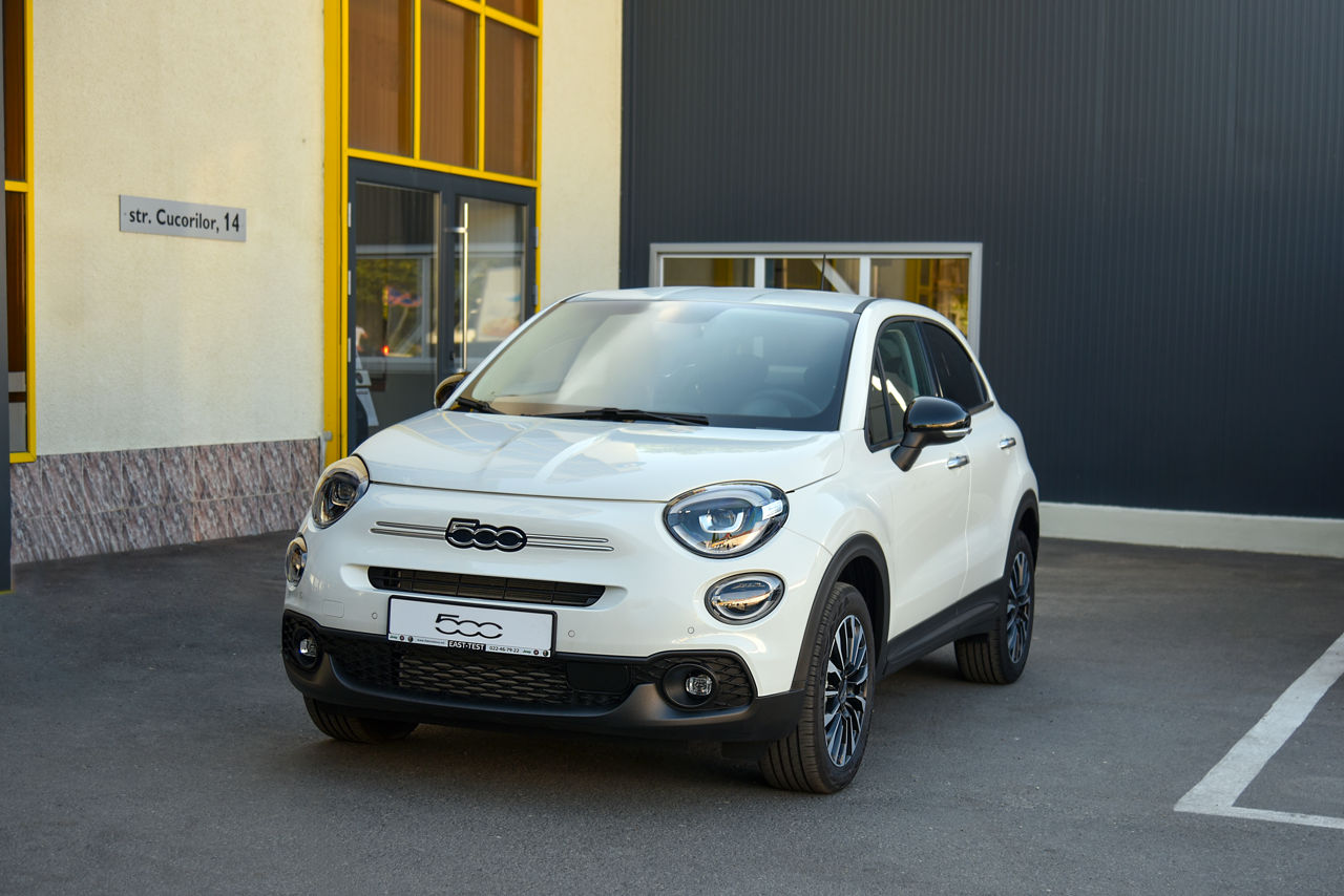 fiat-500x-an-2025-cu-rulaj-3-km-benzin-16250
