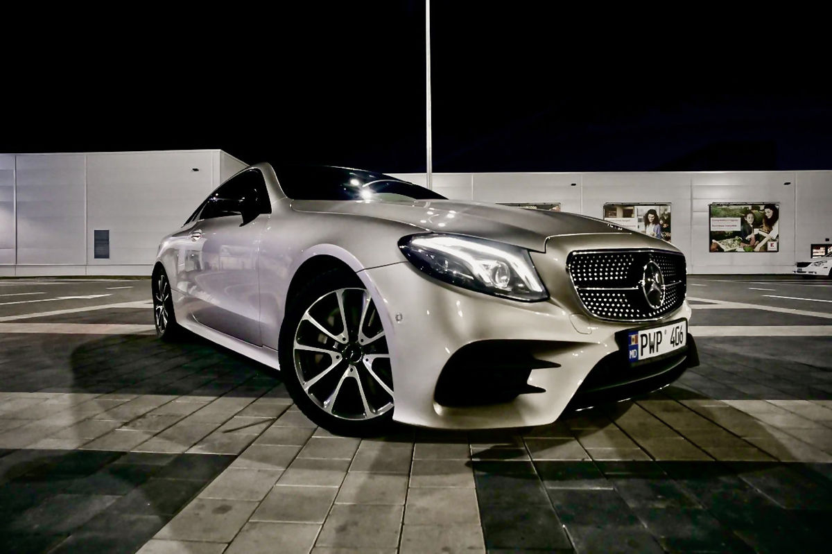 Mercedes E-Class Coupe foto 0