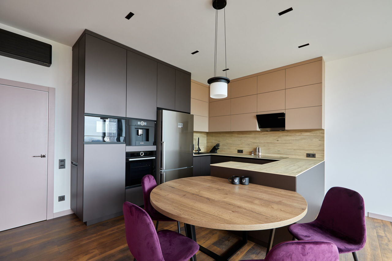 Bucatarie minimalista in forma de "U" foto 1