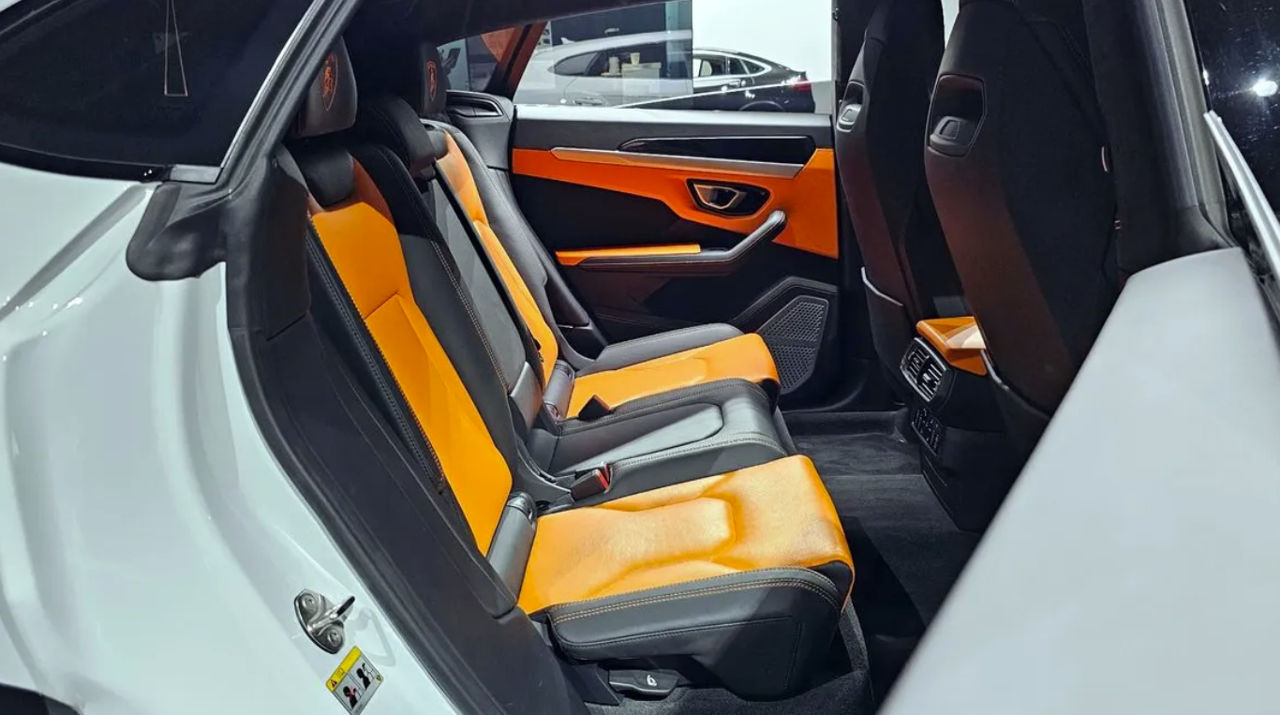 Lamborghini Urus фото 6