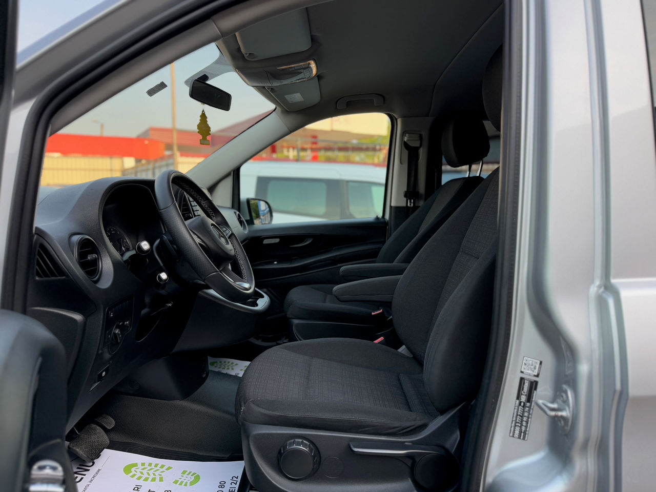Mercedes Vito 5 locuri фото 4