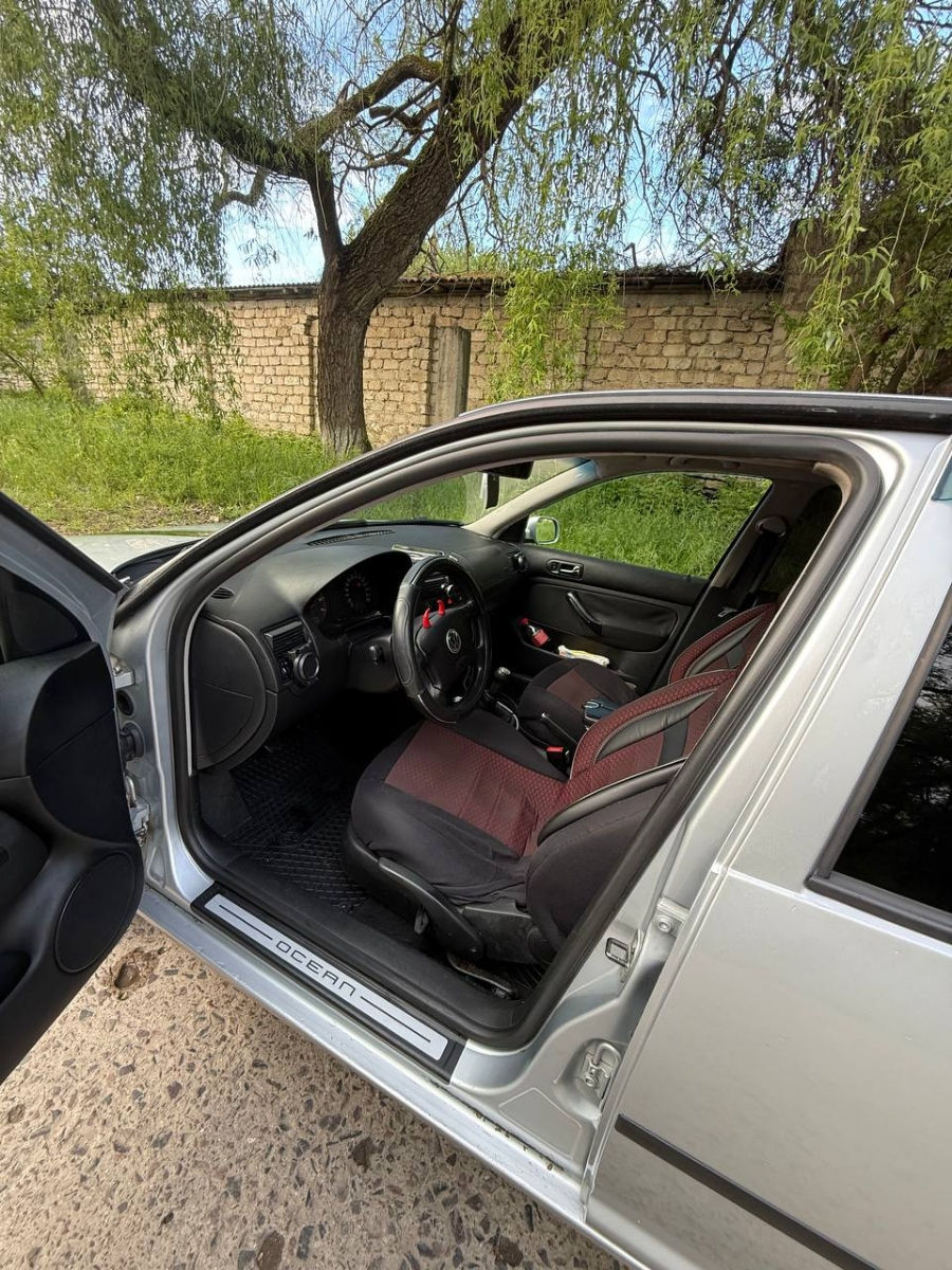 Volkswagen Golf foto 5