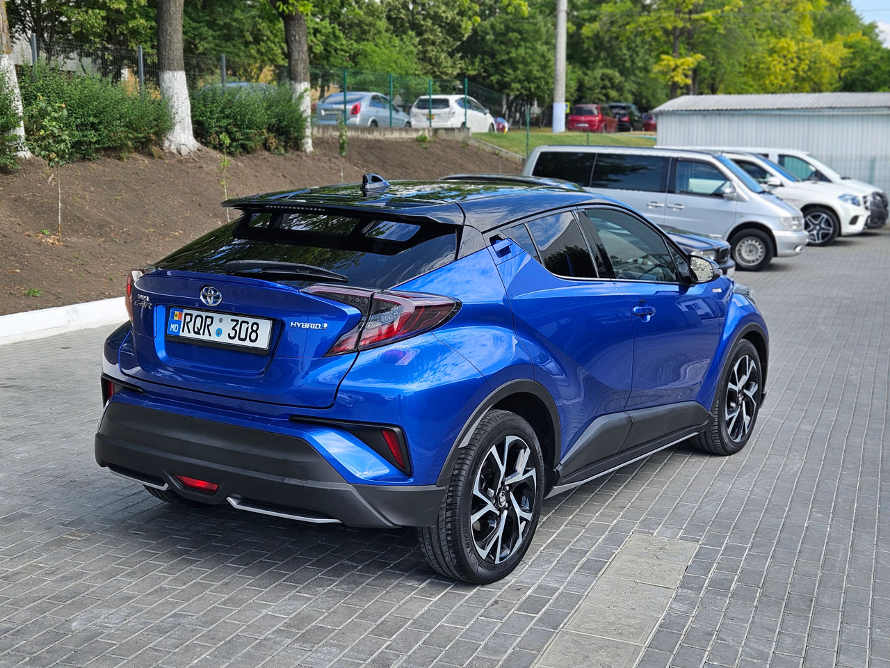 Toyota C-HR foto 1