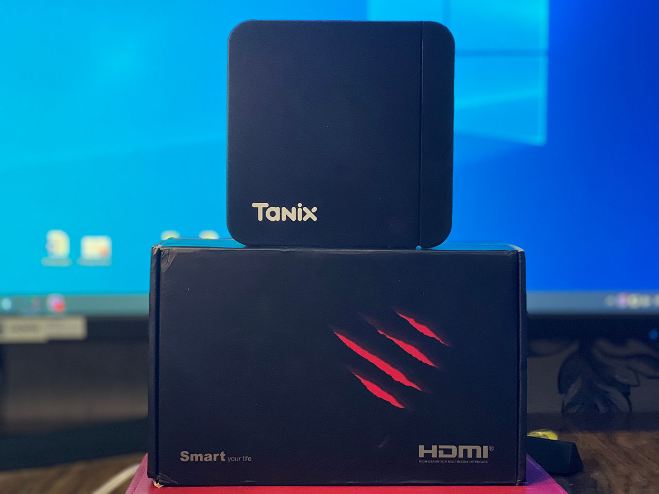 ТВ-приставка Tanix W2 / бесплатная доставка по Молдове / 1700 каналов + кинотеатр бонус при покупке фото 3