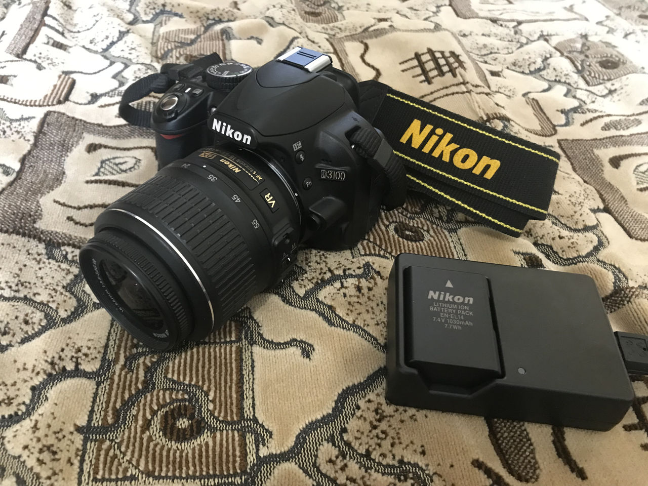 Nikon d3100