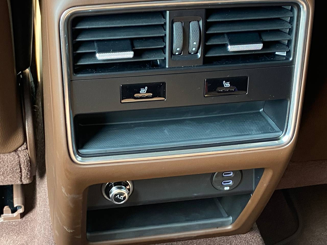 Porsche Cayenne foto 16