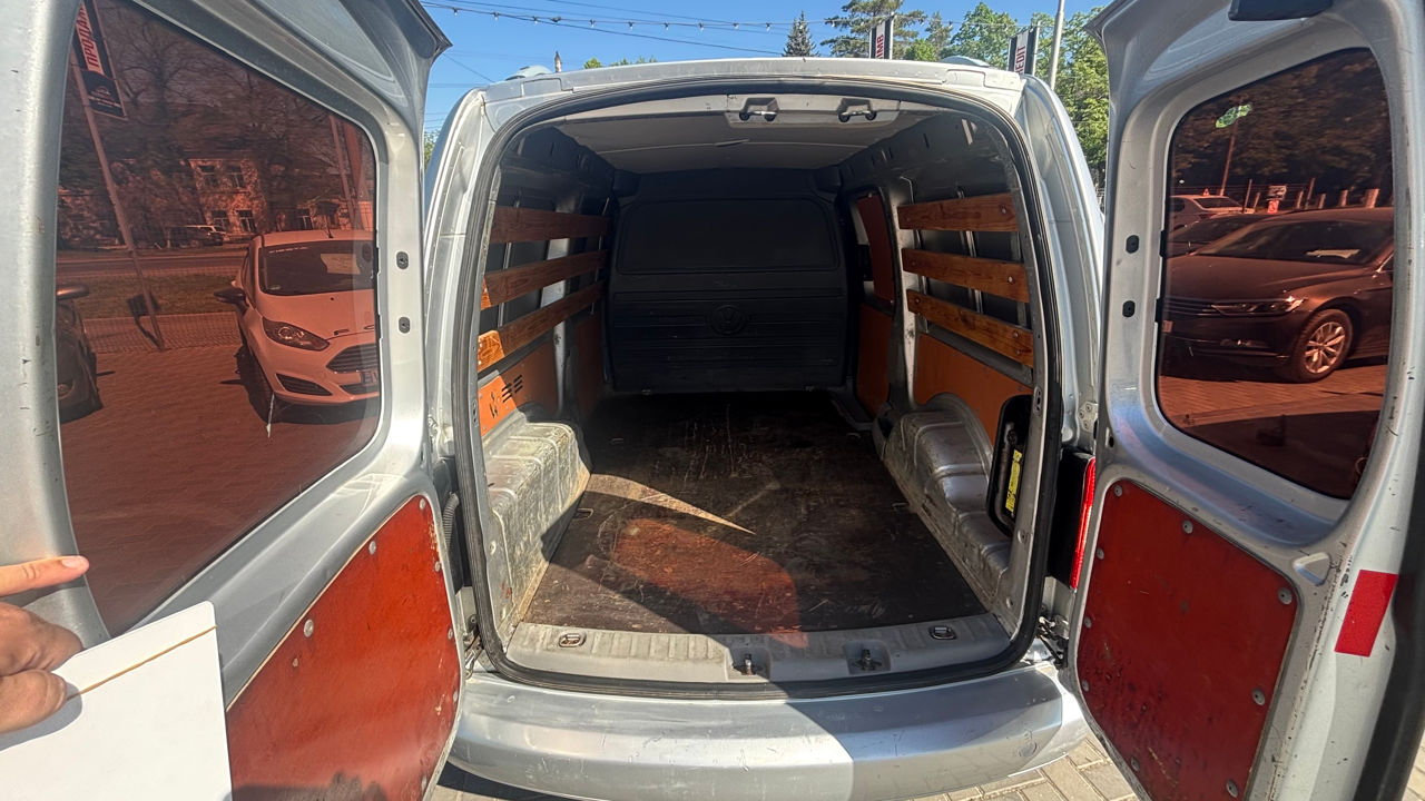 Volkswagen Caddy фото 11