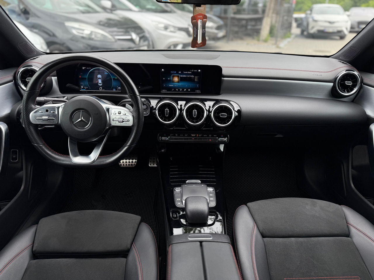 Mercedes CLA foto 10