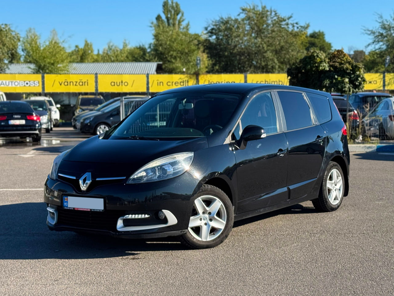 Renault Grand Scenic 2015 г. с пробегом 188 км, Дизель, 8899 €