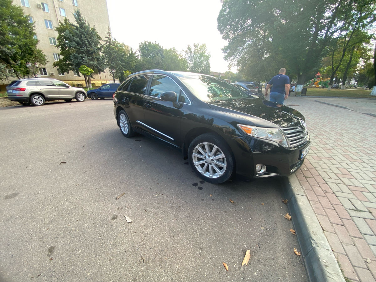 Toyota Venza foto 2