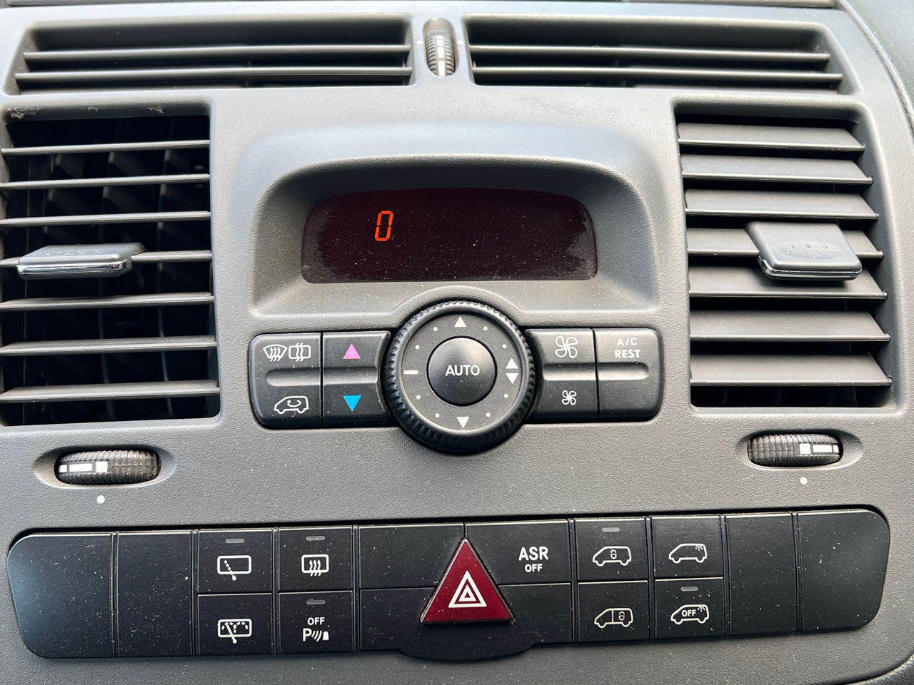 Mercedes Vito foto 13