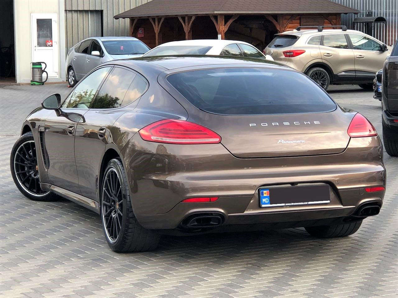 Porsche Panamera foto 2