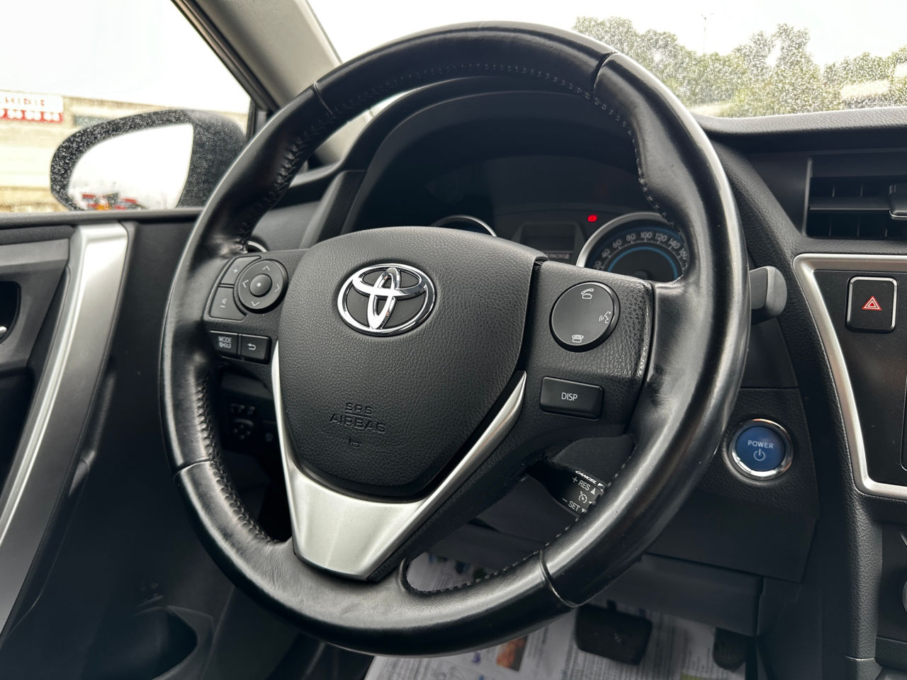 Toyota Auris foto 8