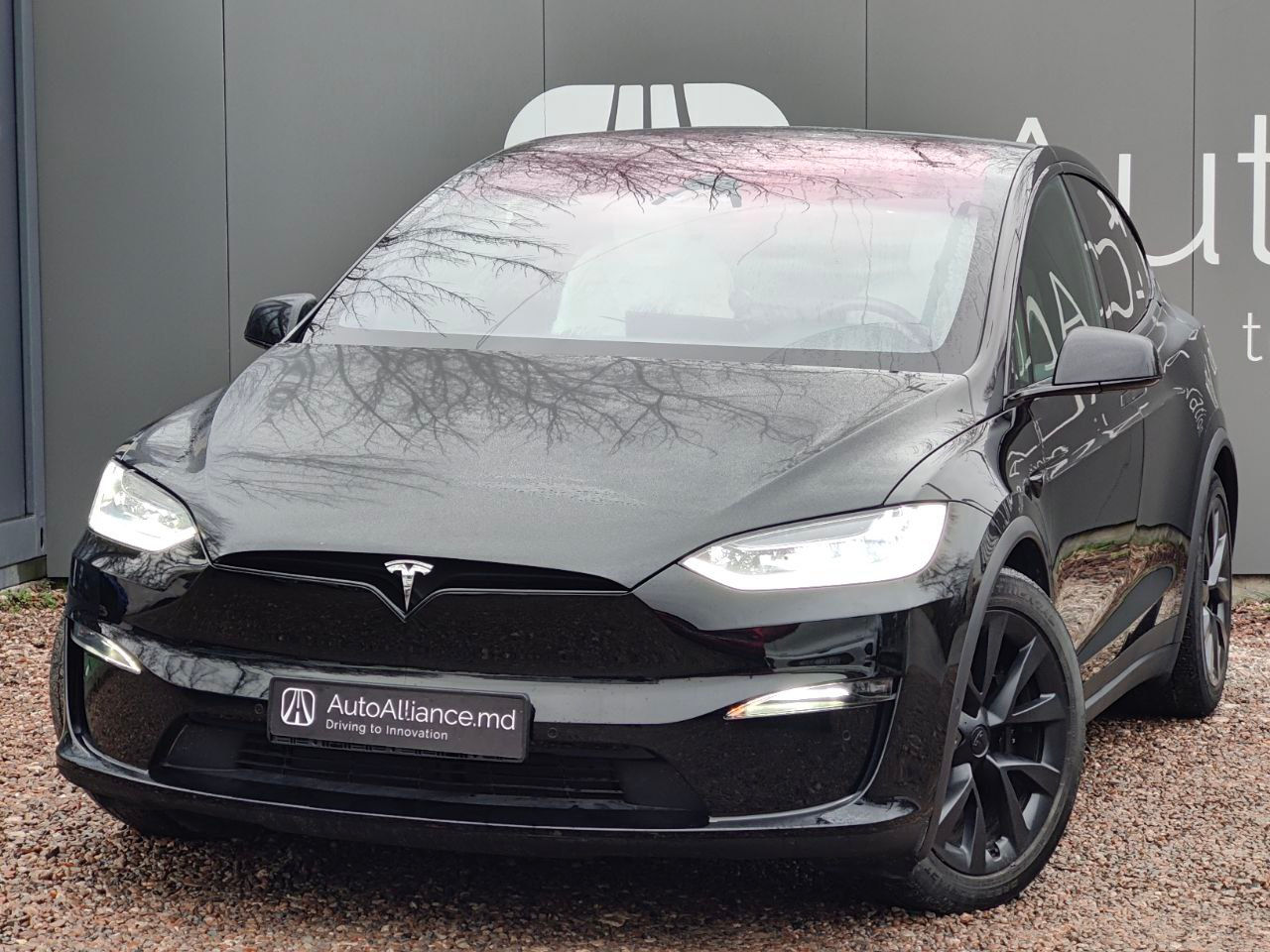 Tesla Model X 2022 г. с пробегом 28600 км, Электричество, 45900 €