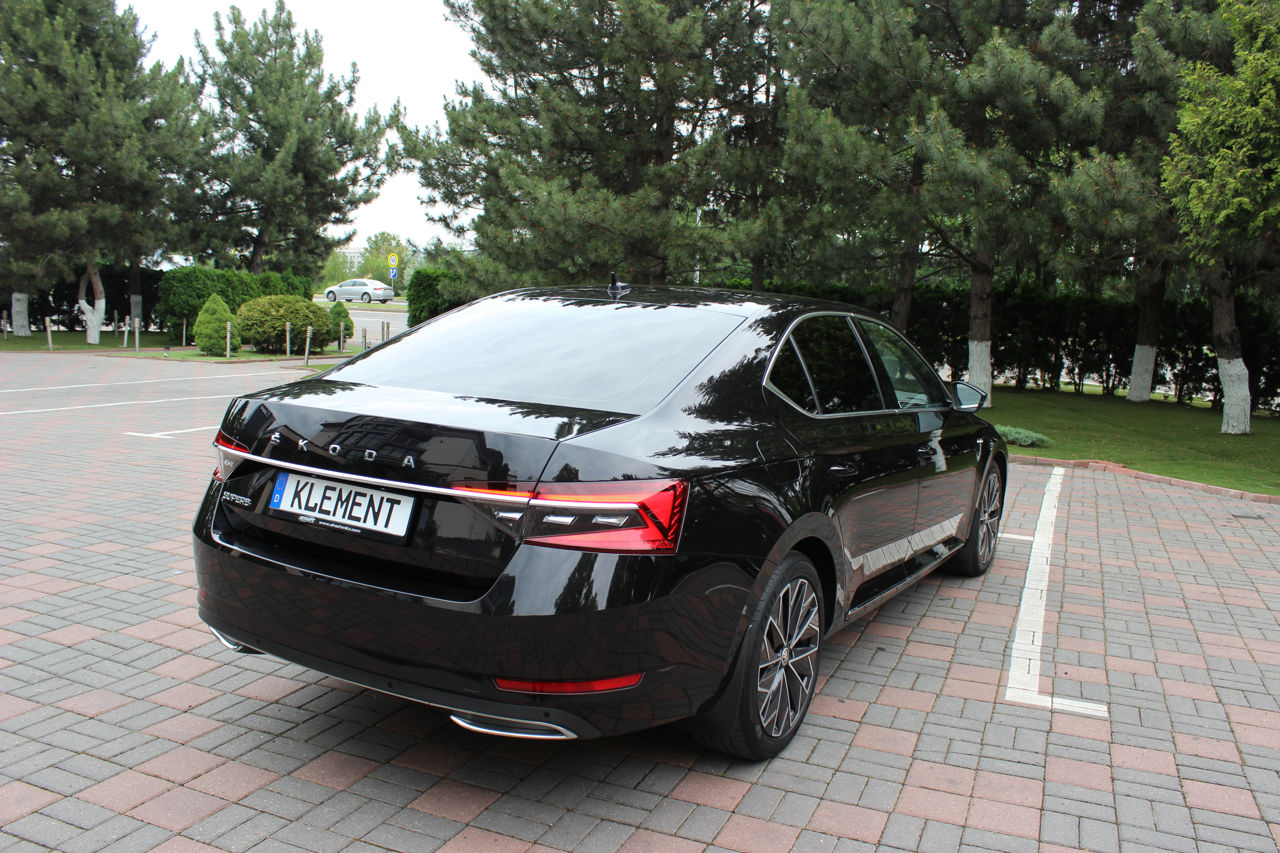 Skoda Superb foto 4