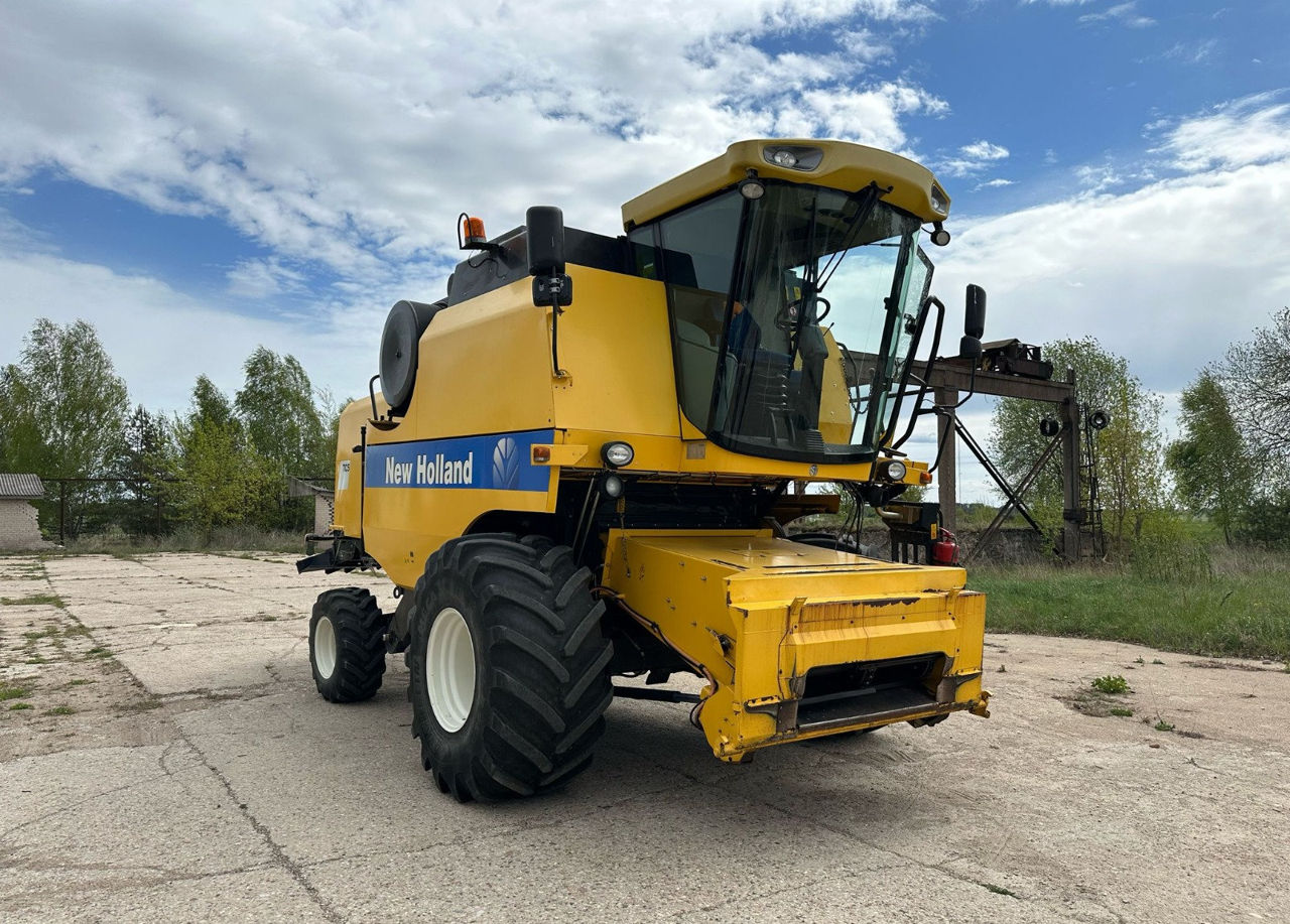 New Holland TC5060 foto 2