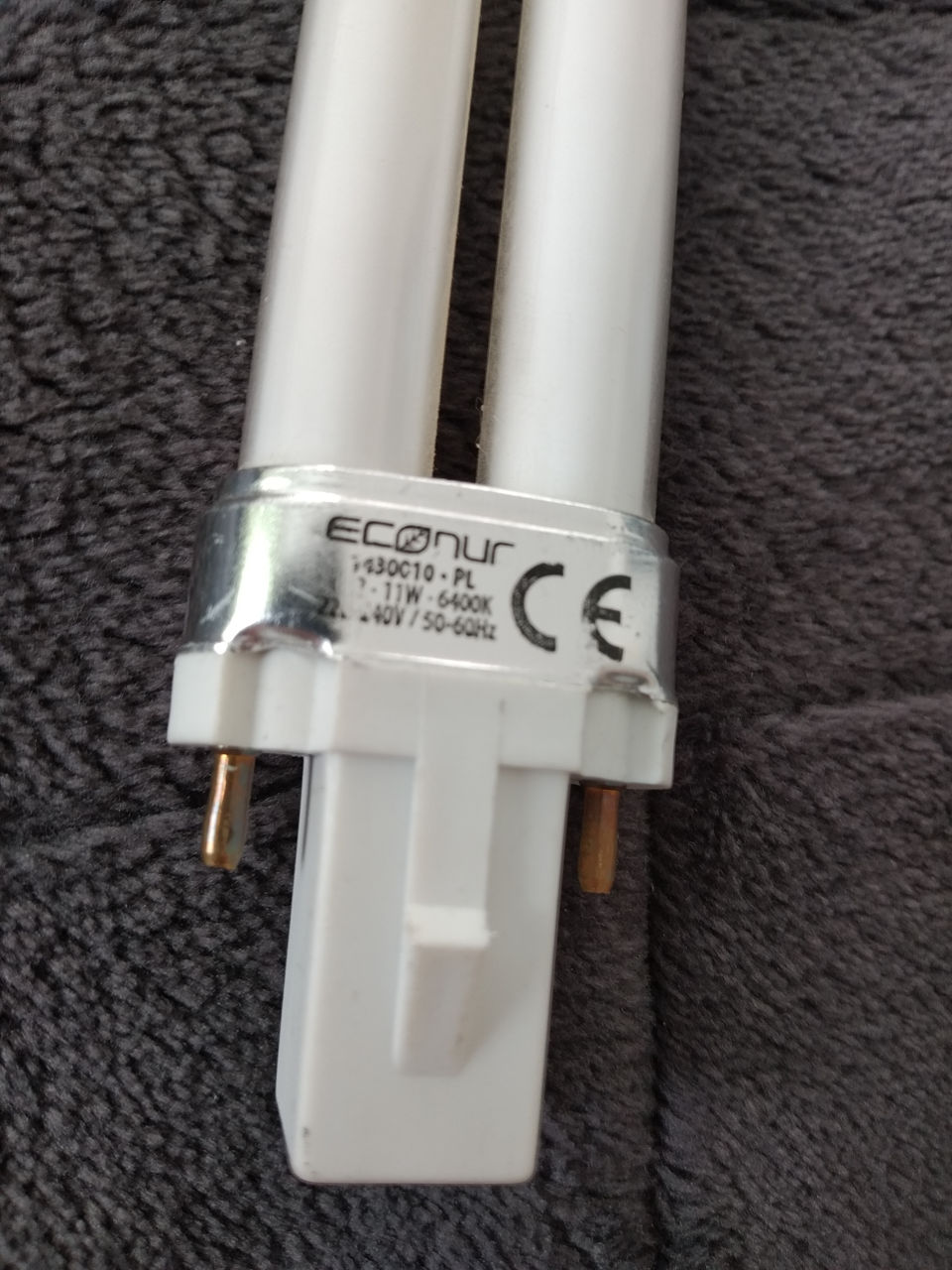 Люминесцентная лампочка для настольной лампы