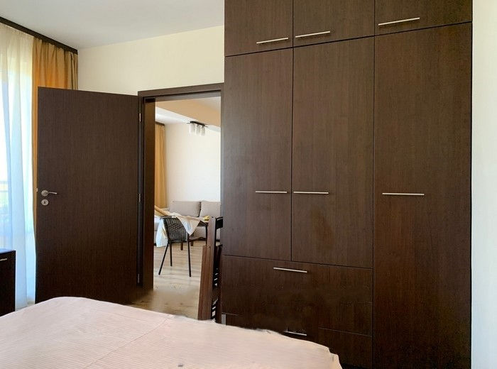 2-х комнатная квартира, в комфортабельном комплексе, в 150 м от моря, в  г. Обзоре фото 5