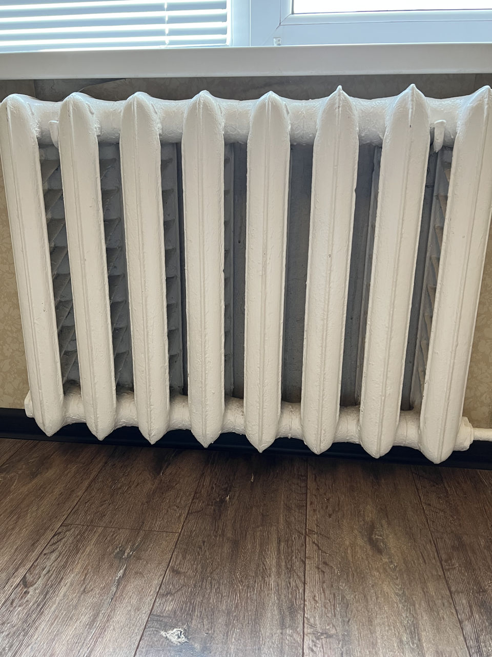 Чугунная батарея 8 секций
