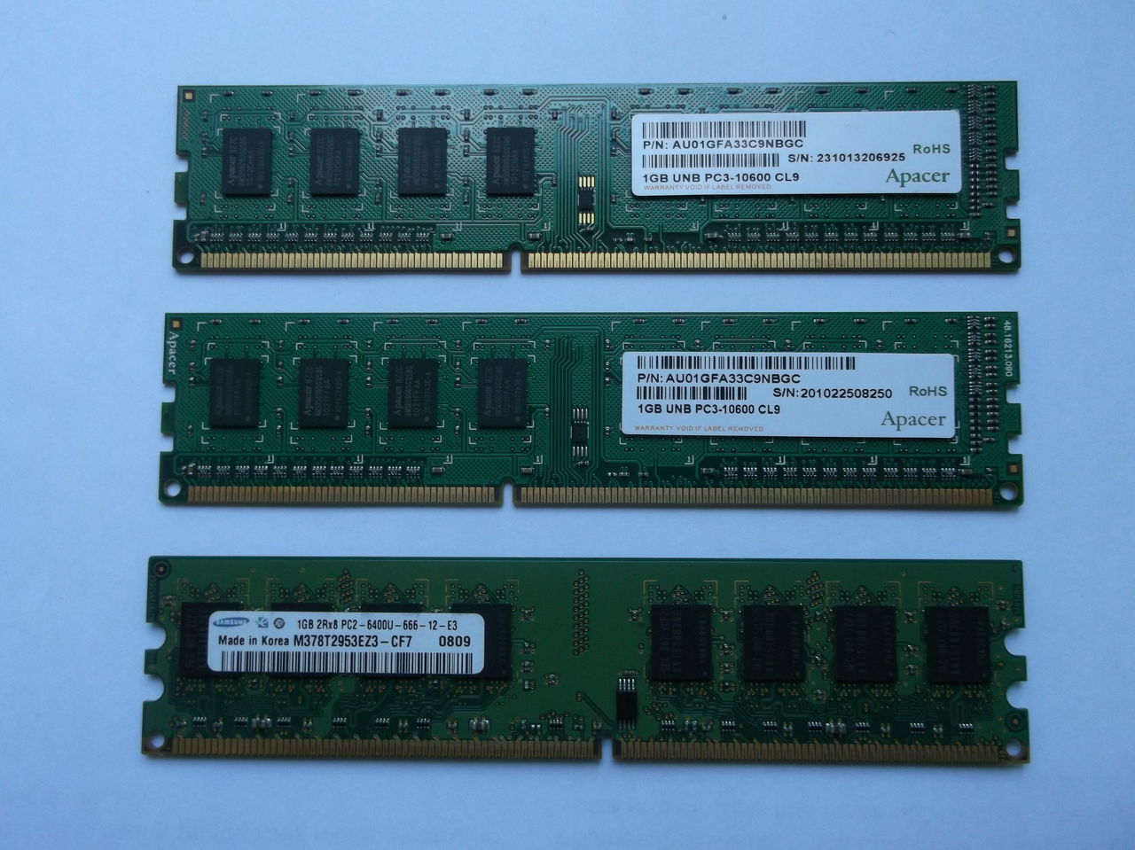 2 разные оперативной памяти. ОЗУ ddr2 Samsung 1gb. Ddr1 ddr2 ddr3. Оперативная память 4*2 GB ddr3. Оперативная память ddr1 ddr2 ddr3 ddr4.