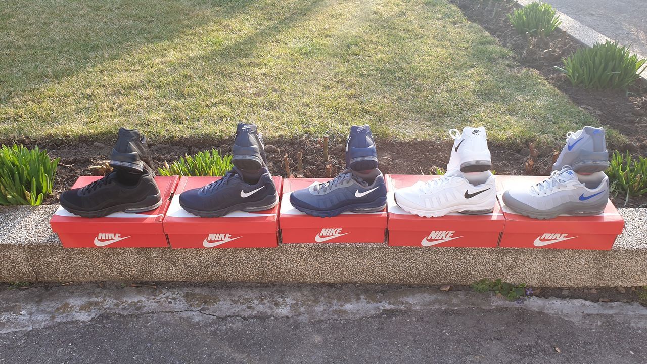 100 % original Nike air max invigor si Nike reax 2022 foto 1