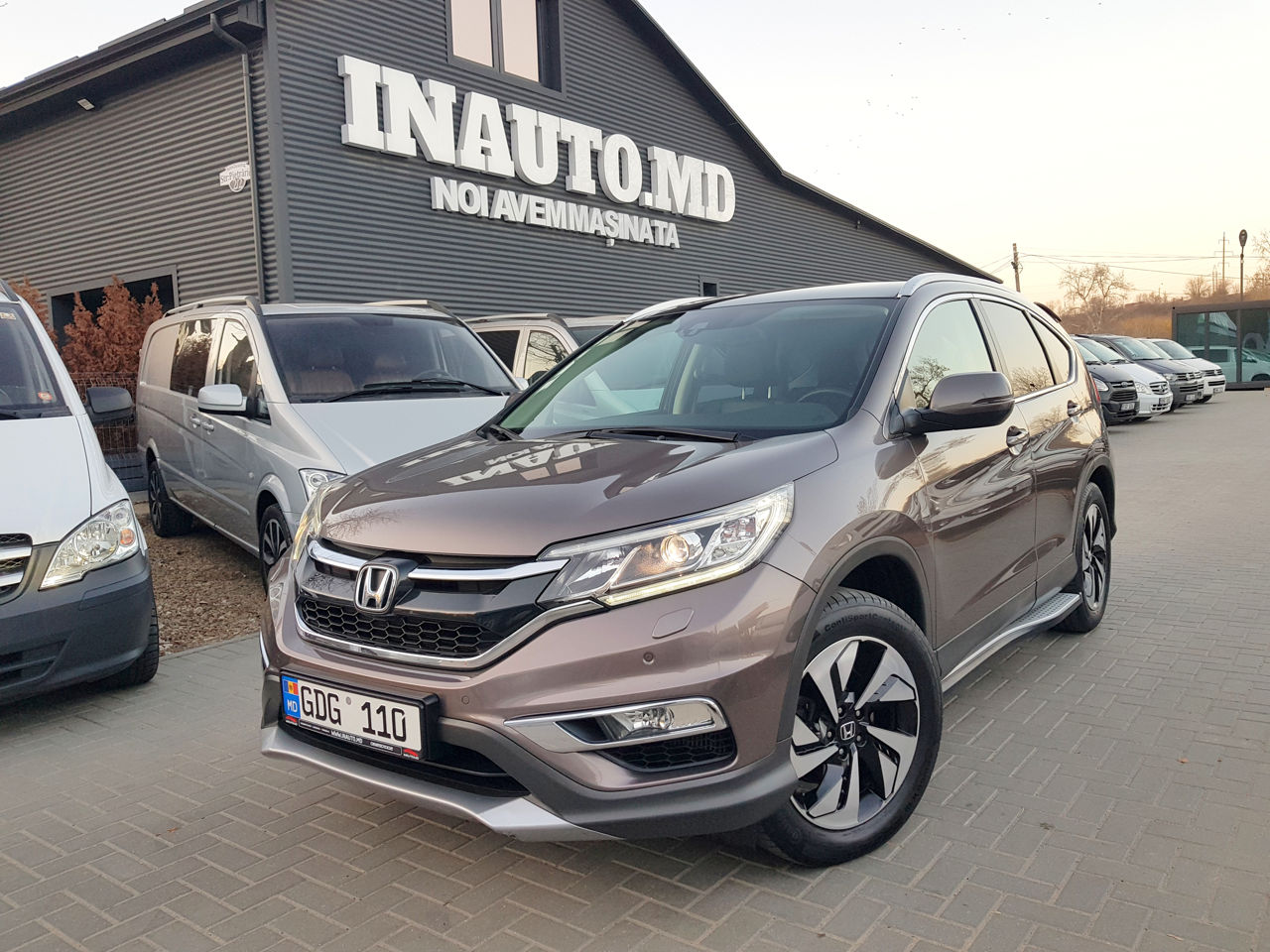 Honda CR-V foto 1