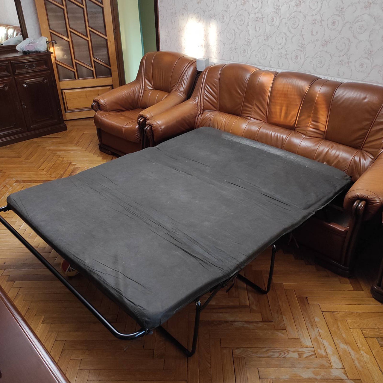 set de mobilă clasică de lux din lemn natural foto 4