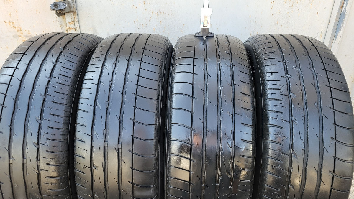 Шины 225/55 R17  foto 1