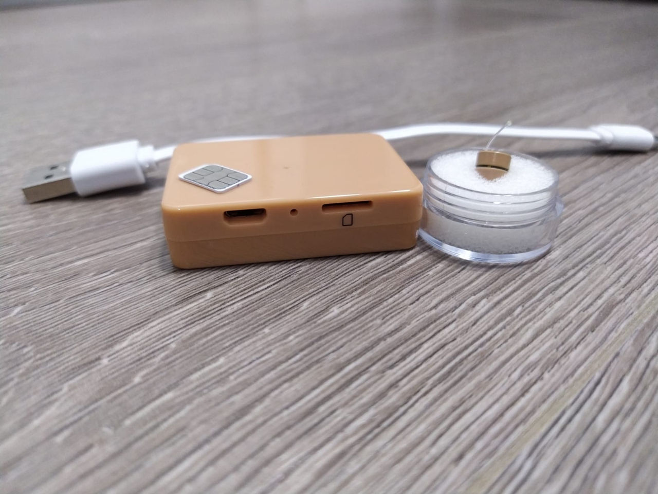 Microcasti japoneze cu GSM box. фото 4