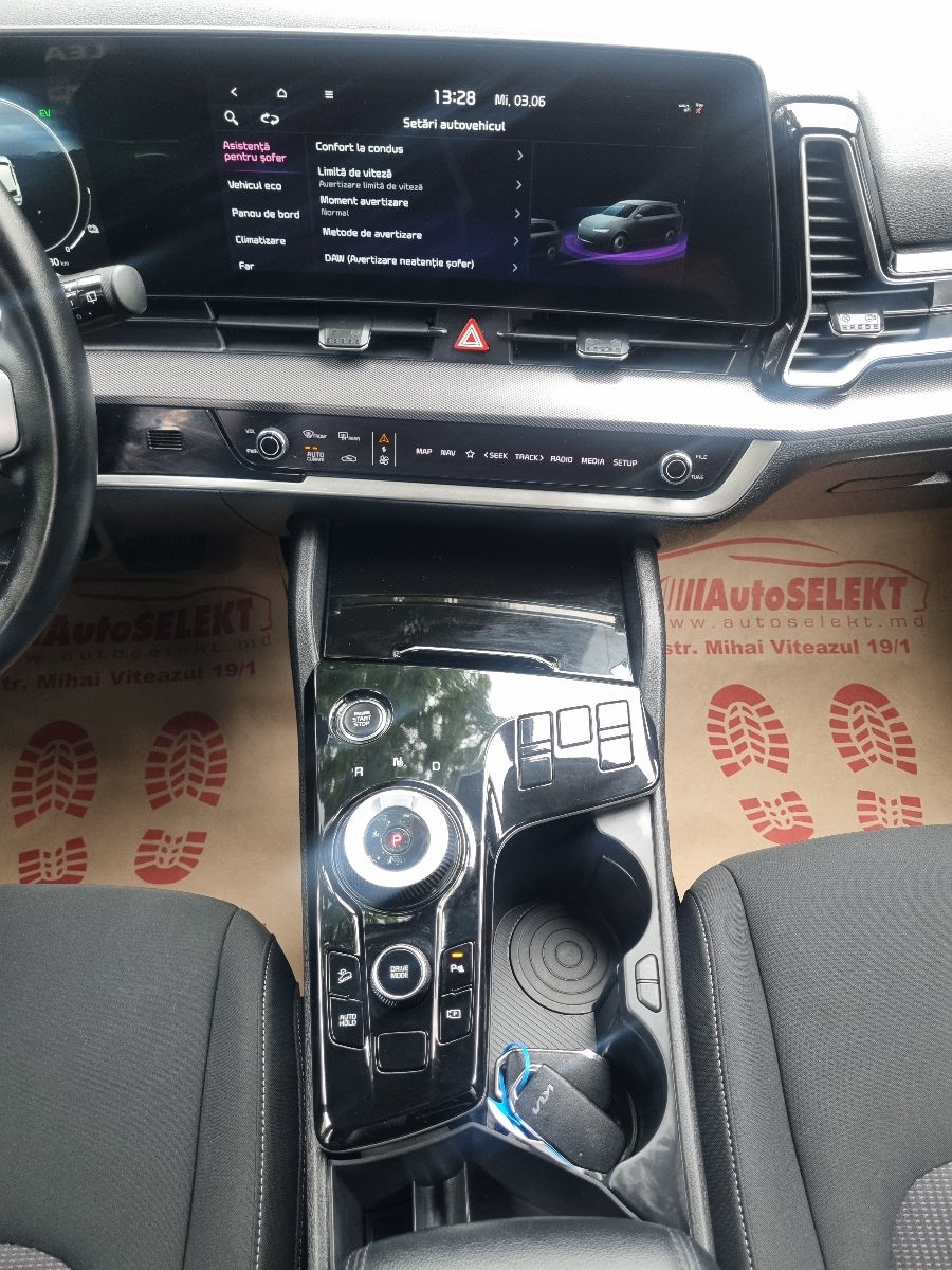 KIA Sportage 2023 photo 13