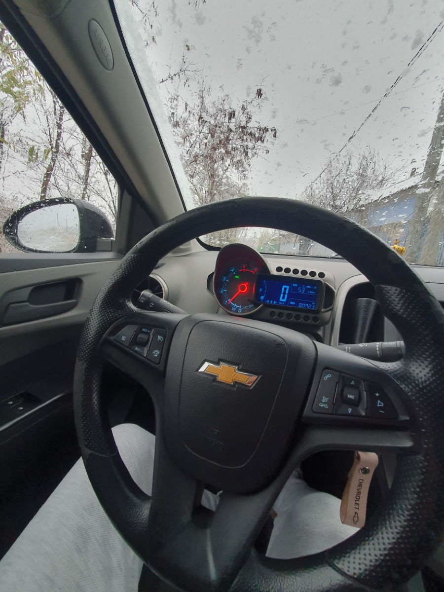 Chevrolet Aveo фото 5
