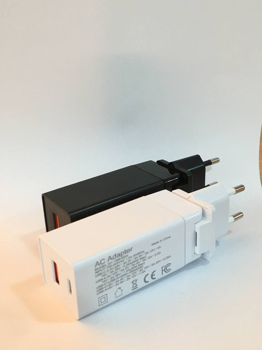 Fast Charger GAN USB/USB-C 65W for Apple iPhone, iPad, Macbook. foto 2